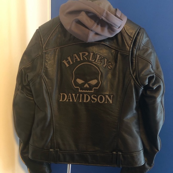Harley Davidson Women’s Reflective Willie G Skull Genuine Leather Jacket MEDIUM - Picture 2 of 6